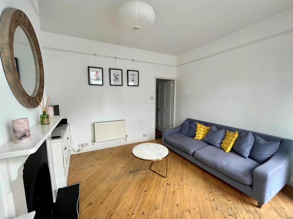 Cosy 2 Bedroom Victorian Townhouse In The Town Centre Bury St. Edmunds Екстер'єр фото