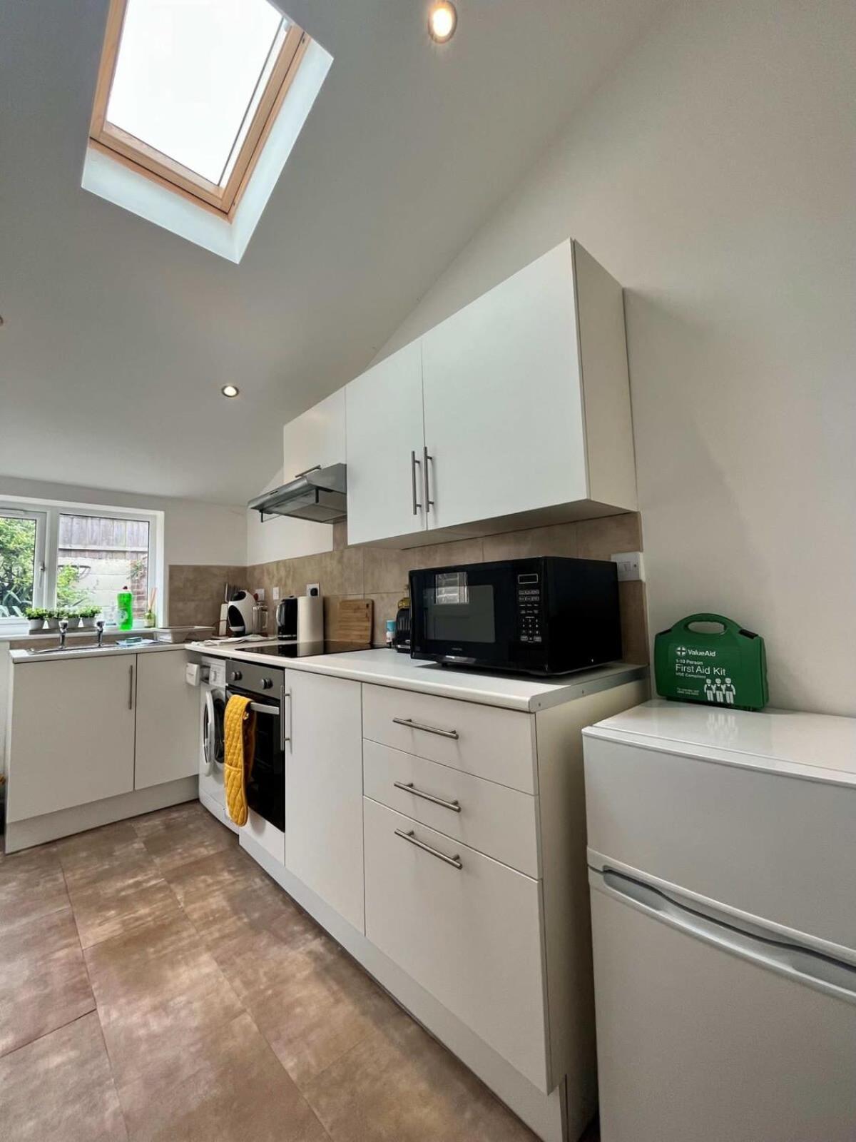 Cosy 2 Bedroom Victorian Townhouse In The Town Centre Bury St. Edmunds Екстер'єр фото